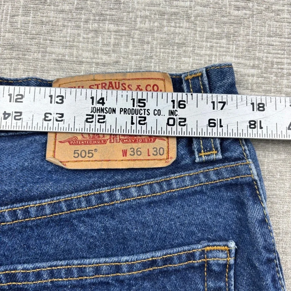 Vintage Levis 505 Mens 36x30 Light Distress Jeans Thigh Faded Festival Denim